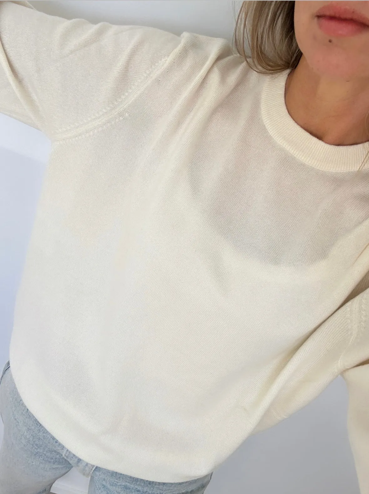 Boyfriend Pure Cashmere Crew Coconut