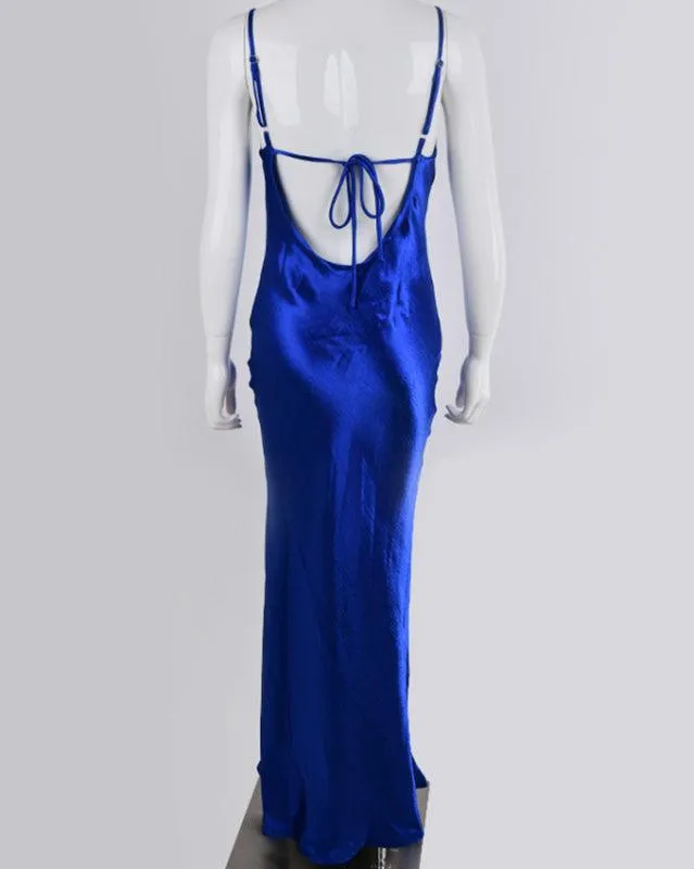 Elegant Backless Gown with Swing Neck - A Classic Solid Statement