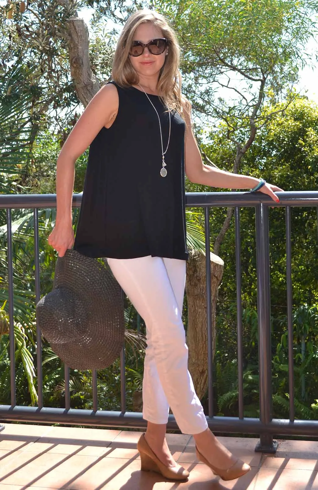 Flutter Top - Sleeveless