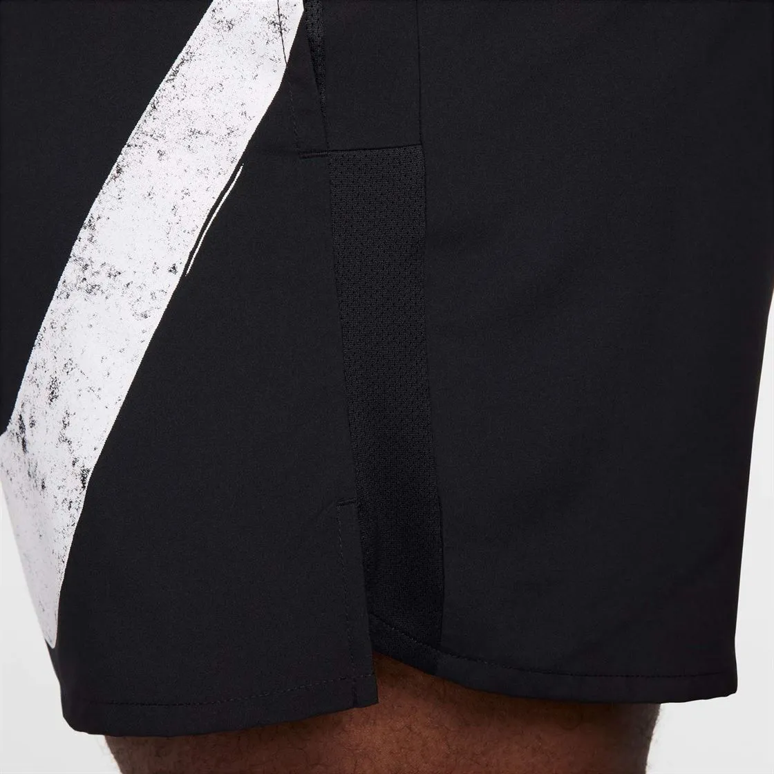 Nike Challenger Swoosh Mens 5" Dri-FIT Running Shorts
