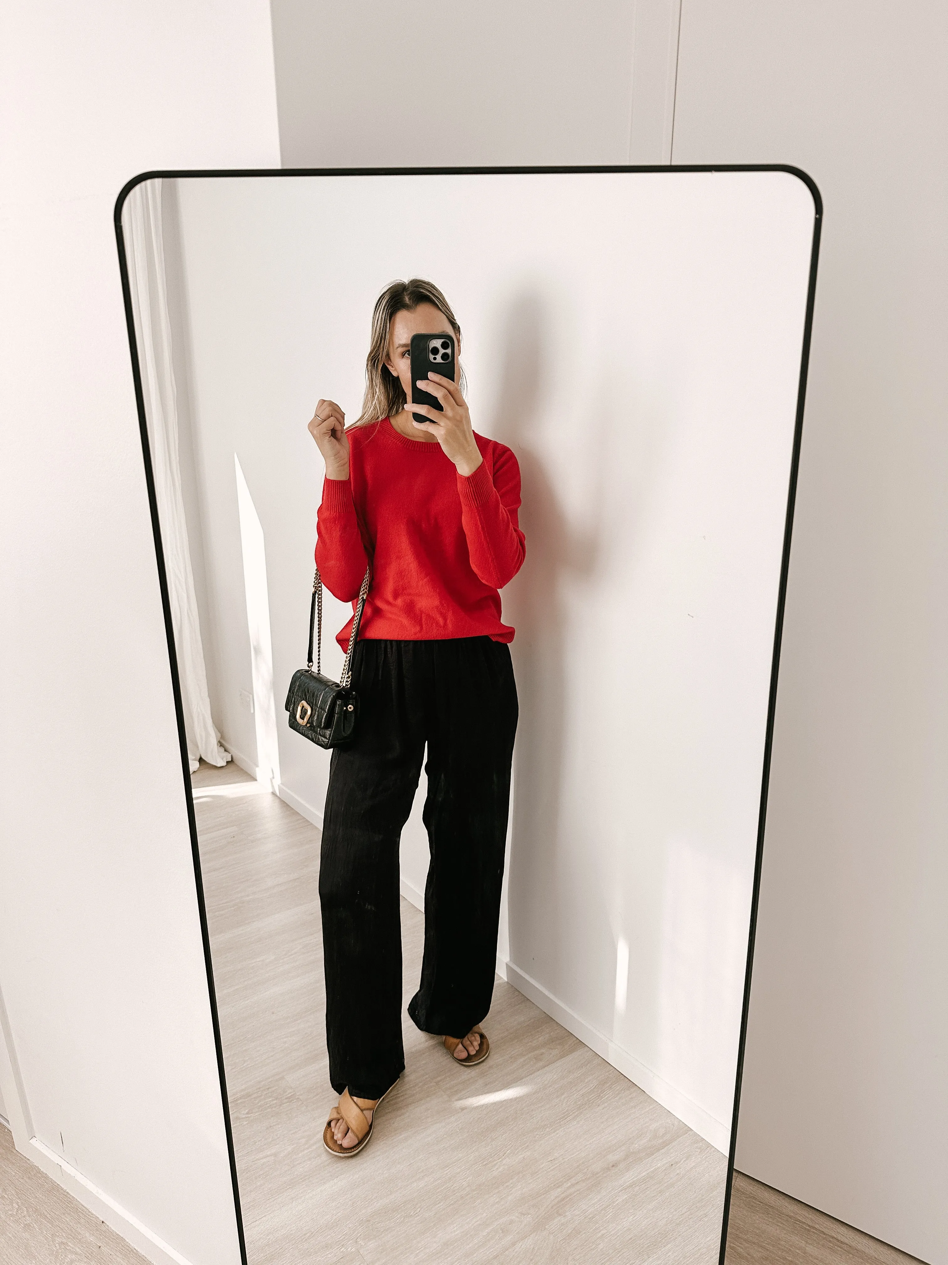 Pure Cashmere Crew Dangerous Red