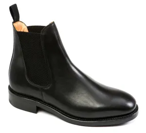 TOWCESTER Men's Wide G Fit Black Calf Chelsea Boot Rubber Sole